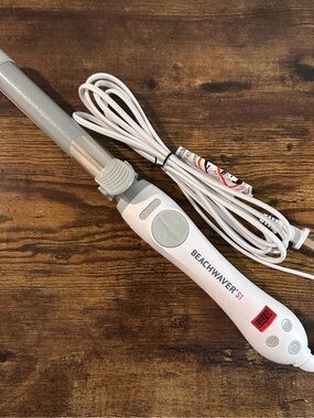 The Beachwaver® Co. S-Series | S1 Rotating Curling Iron (1-Inch Ceramic Barrel)